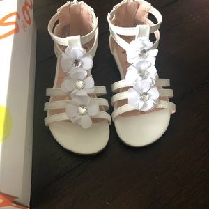 Toddler shoes Size 8